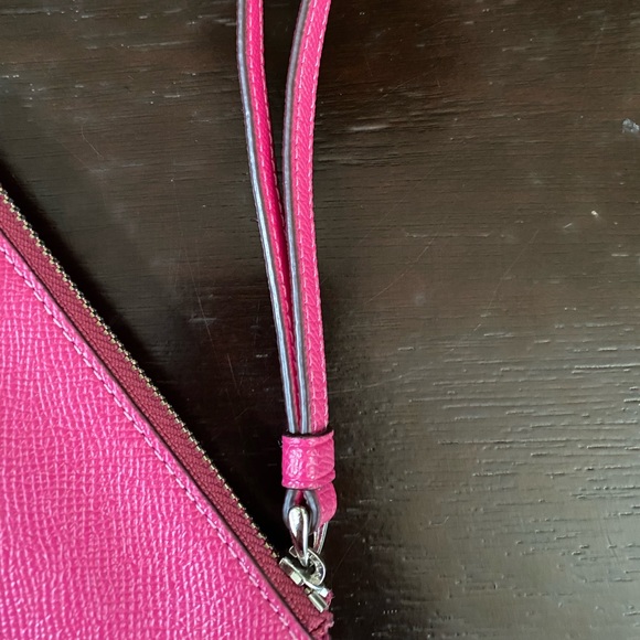 Coach wristlet - Picture 3 of 7
